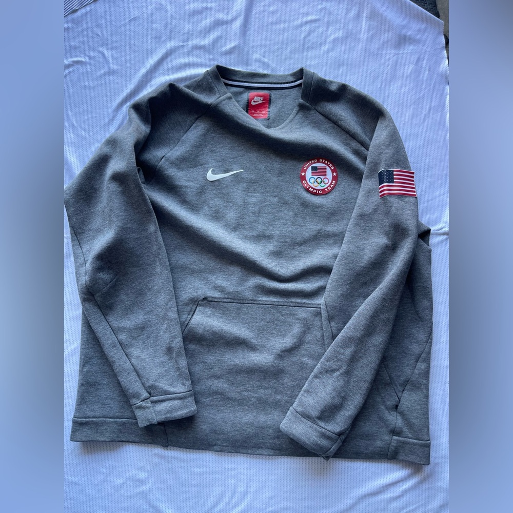 Nike Team USA Sweatshirt size 2XL